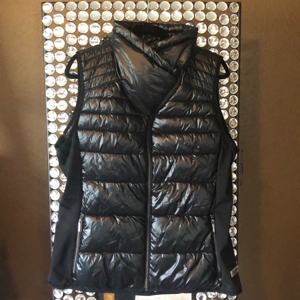 Calvin Klein NWOT Puffer Vest, CK Performance
